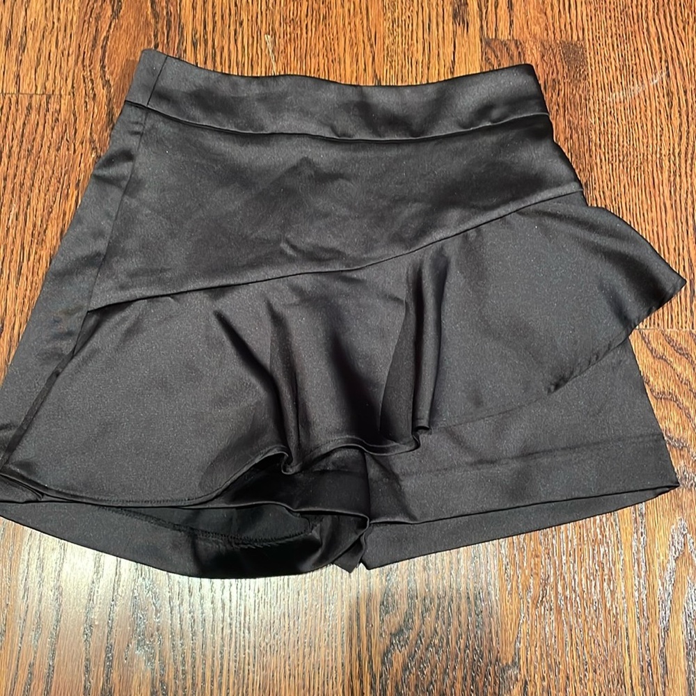 Zara Mini Ruffle Skort